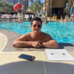 Meet your Posher, Rhonan